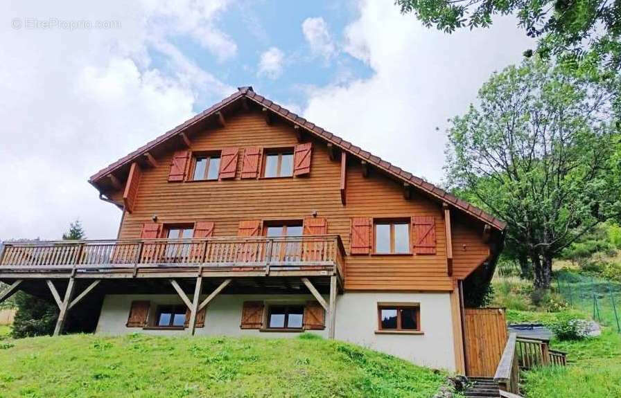 Maison à LA BRESSE