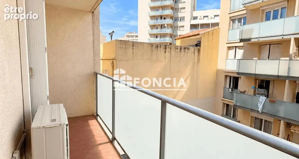 GRAND Studio 37 m2 - vide - CATALANS - photo 4
