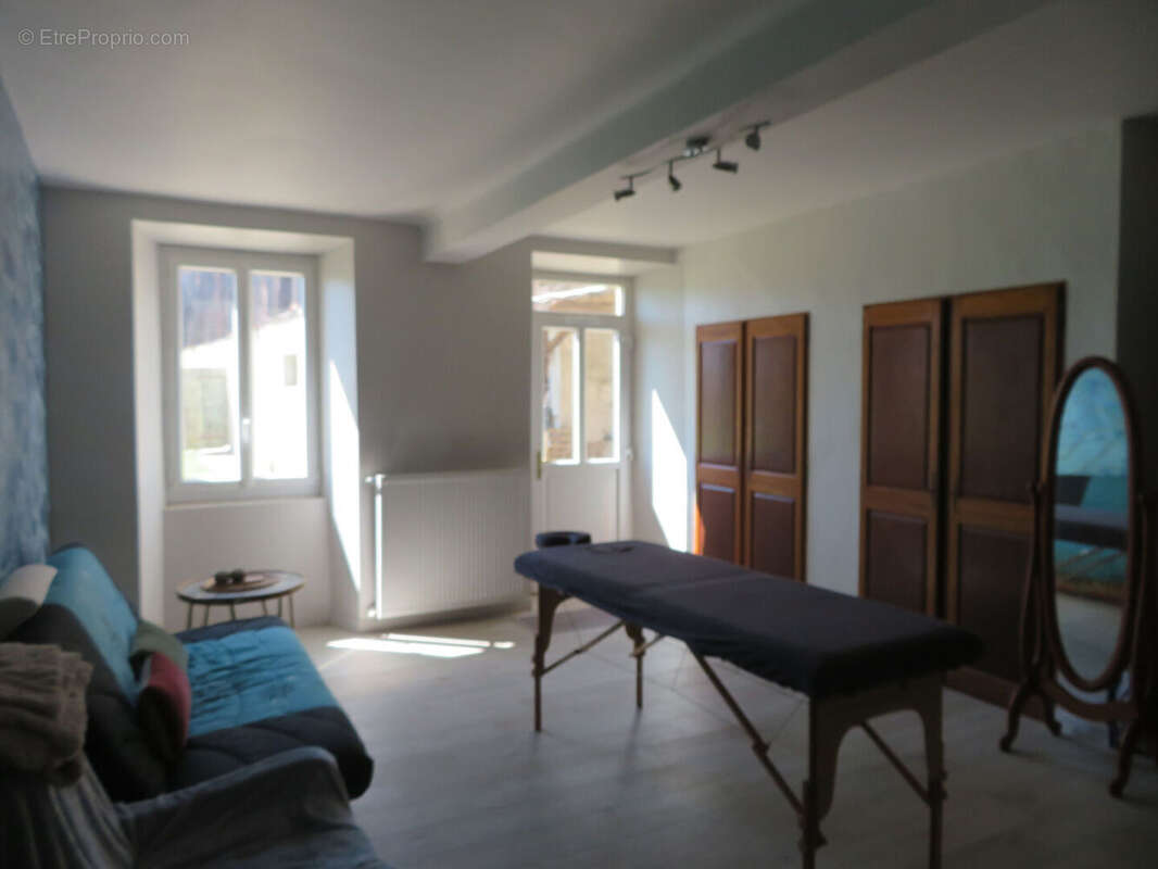 Maison à BUZON