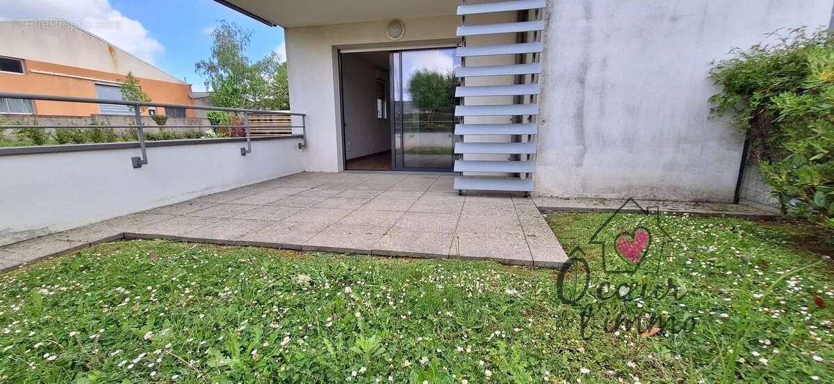 Appartement à SAINTE-LUCE-SUR-LOIRE