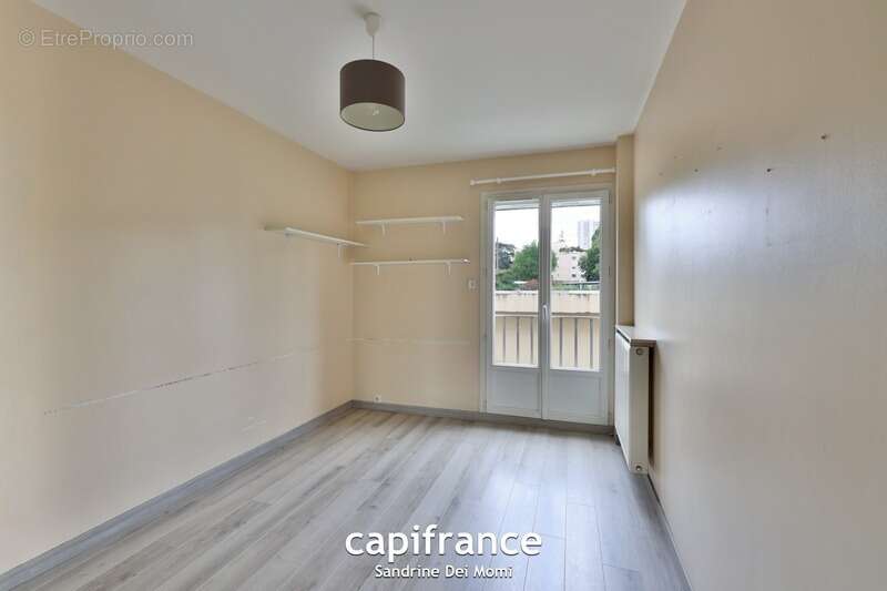 Appartement à TASSIN-LA-DEMI-LUNE