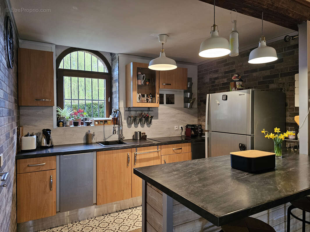 Maison à PUY-GUILLAUME