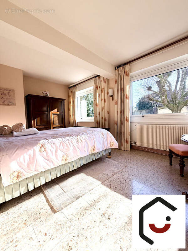 Maison à REMAUVILLE