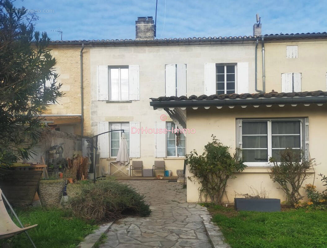 Maison à GUITRES