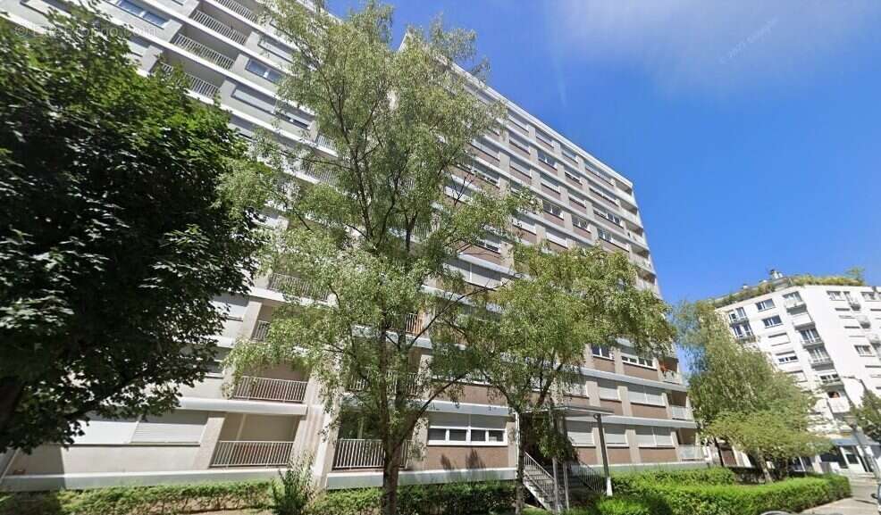 5 Pieces 111 M² avec balcons - photo 3