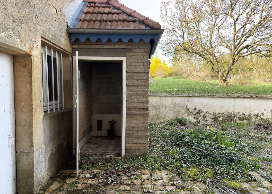 Maison à SAIZERAIS