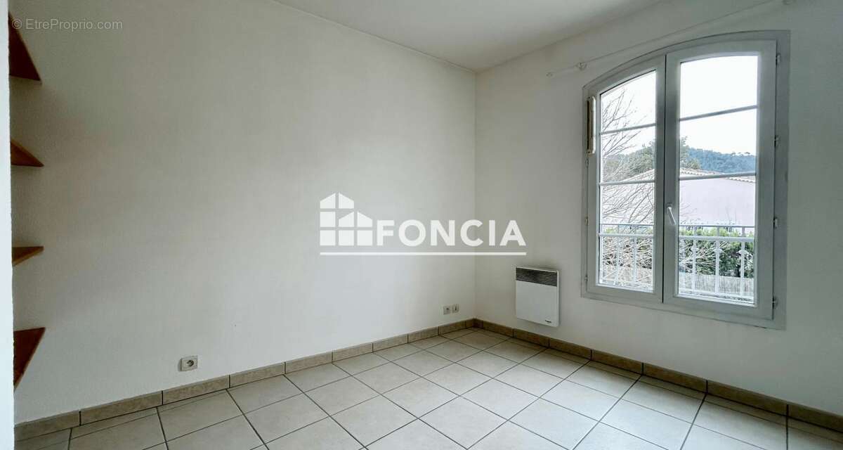 Appartement à PERTUIS