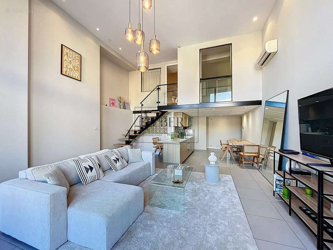 Appartement à VILLEFRANCHE-SUR-MER