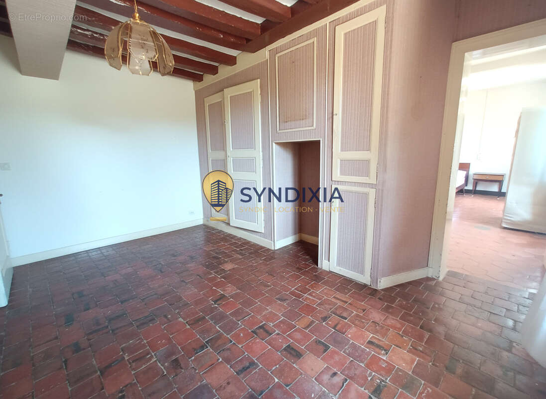 Maison type ferme avec dépendances - photo 7