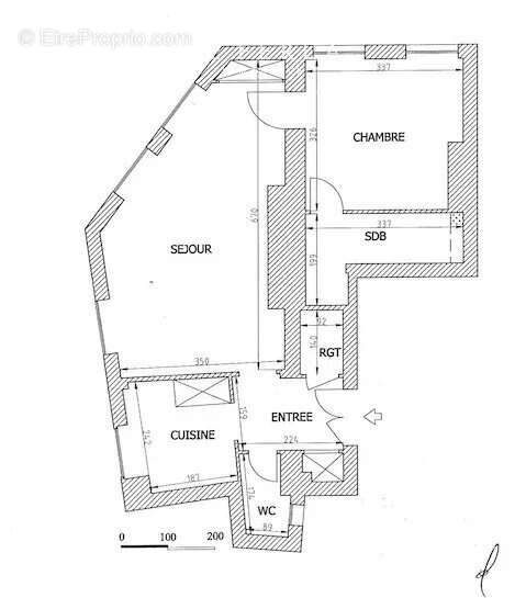 Appartement à PARIS-14E