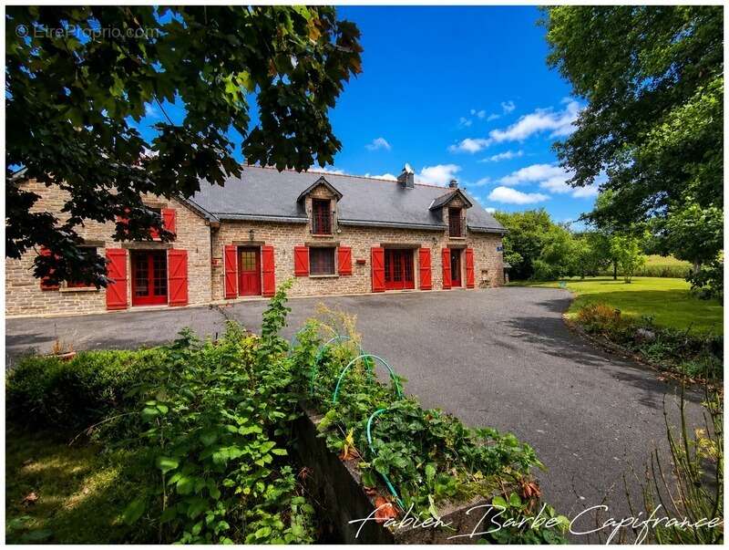 Maison à MAURE-DE-BRETAGNE