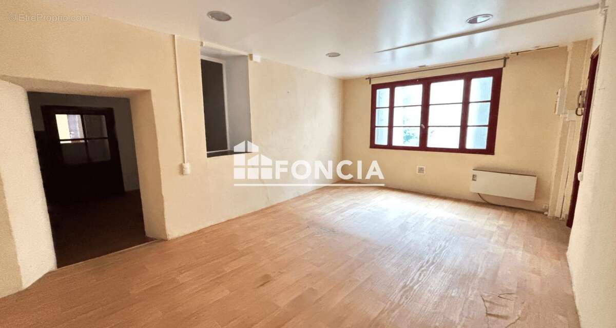 Exclusivite studio - rue droite - photo 2