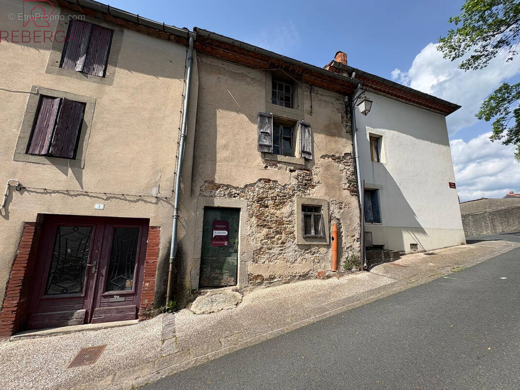 Maison à SAINT-AMANS-SOULT