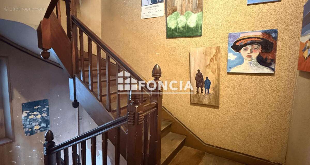 T2 de 50 m² proche mairie, à rafraîchir, fort potentiel dans une copropriété calme et bien située. Idéal 1er achat ou investisse - photo 5