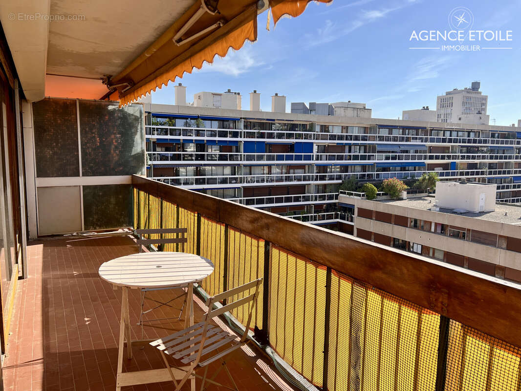 Appartement à MARSEILLE-6E