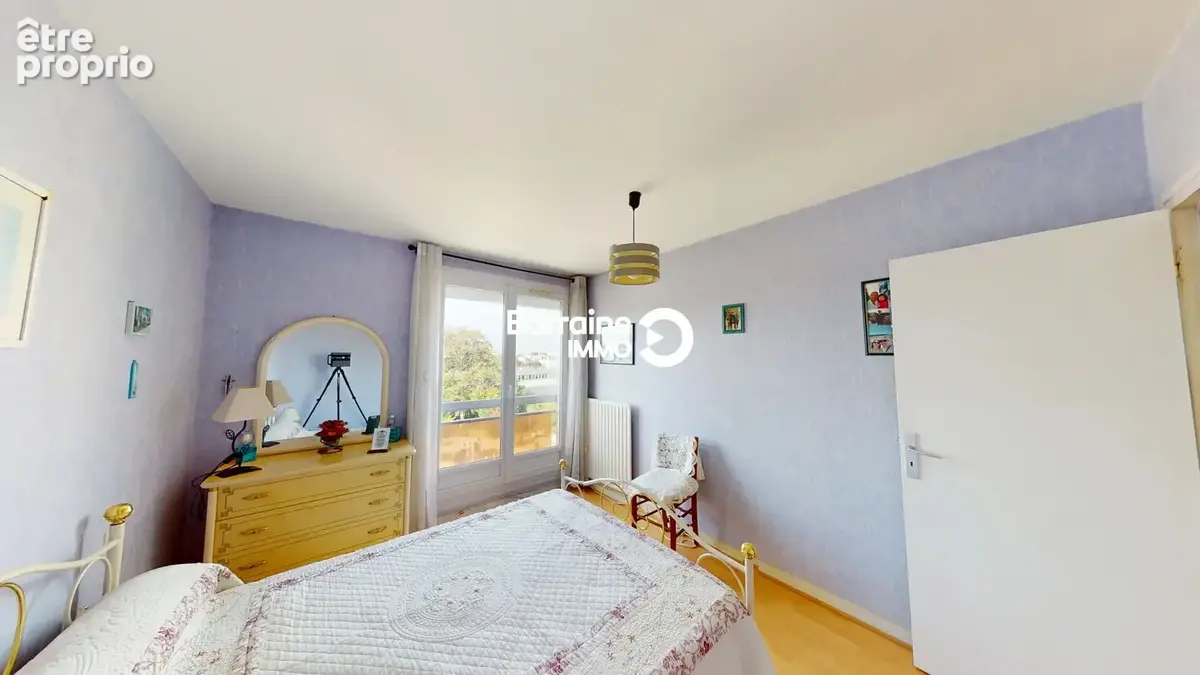 A vendre- lorient secteur merville- appartement t5 de 90 m² avec balcon -garage-ascenseur - photo 7