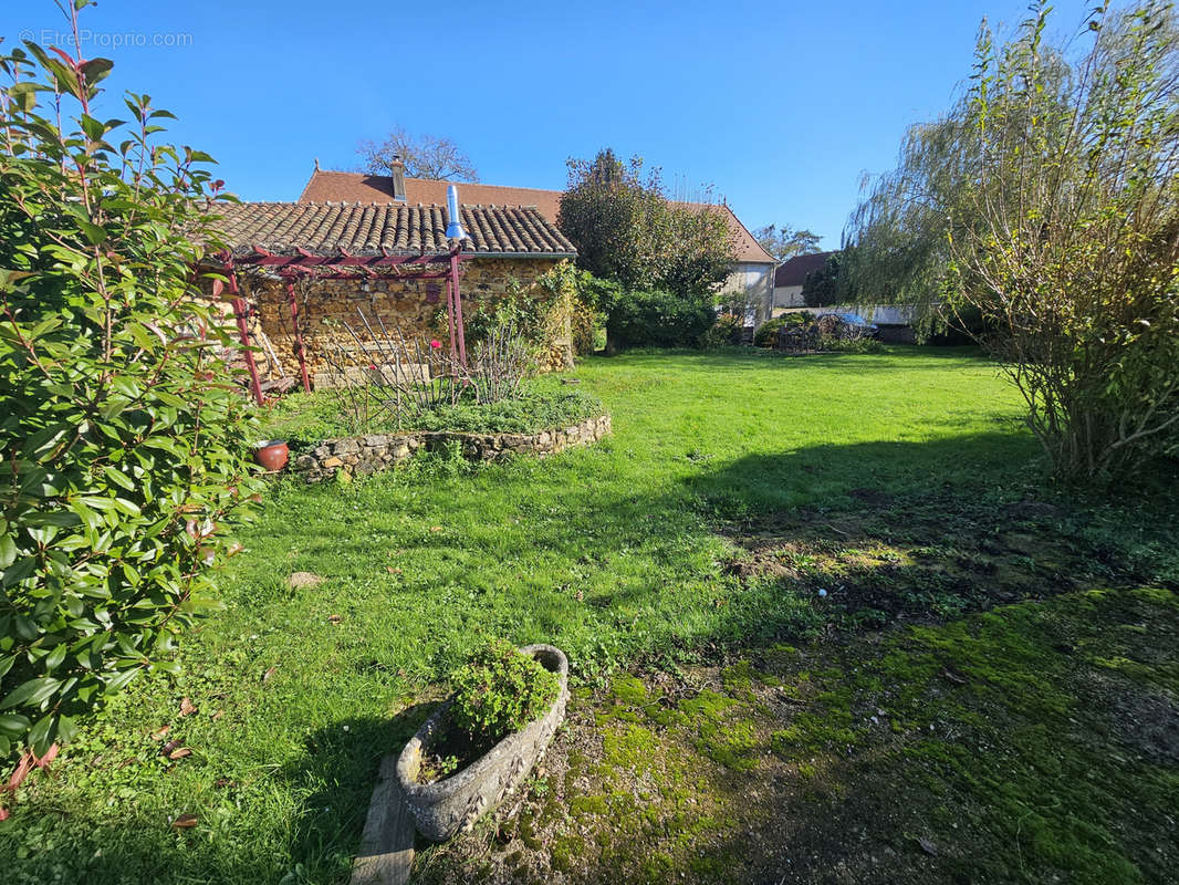 Maison à LIGNY-EN-BRIONNAIS
