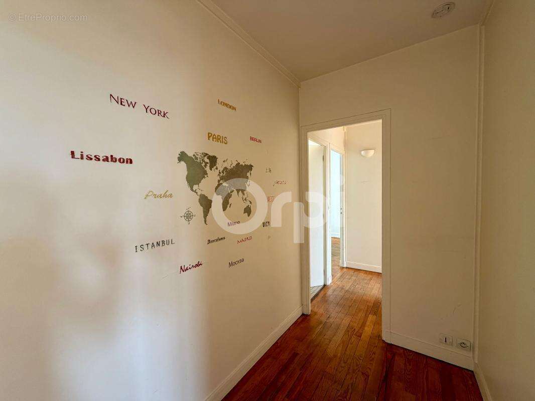 Appartement à SAINT-MAUR-DES-FOSSES