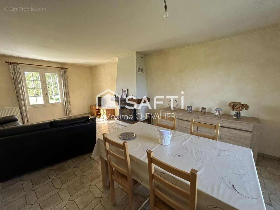 Maison 122 m² à Tranzault  - photo 3