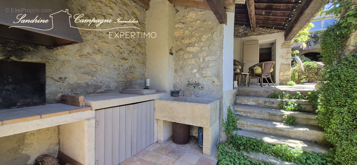 Mas 18ème avec grand jardin pisciné paysagé clôturé - photo 6