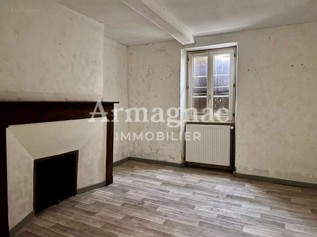 Maison à MOUREDE