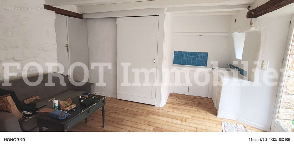 Maison à SAINT-BASILE