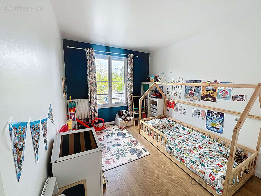 Appartement à MONTIGNY-LE-BRETONNEUX