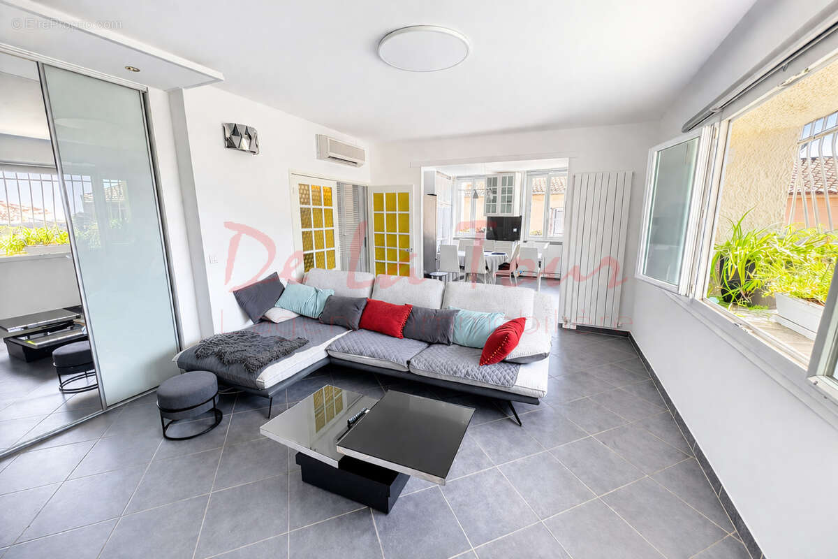 Appartement à MARSEILLE-12E