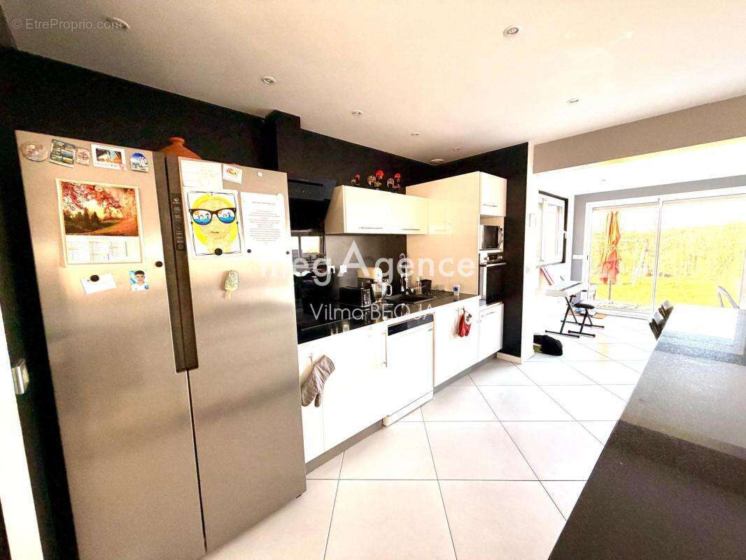 Maison à EGRISELLES-LE-BOCAGE