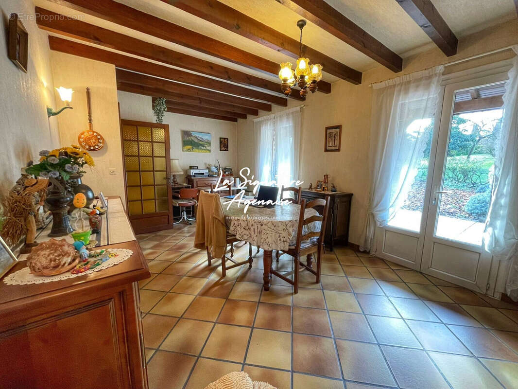 Maison à ROQUEFORT