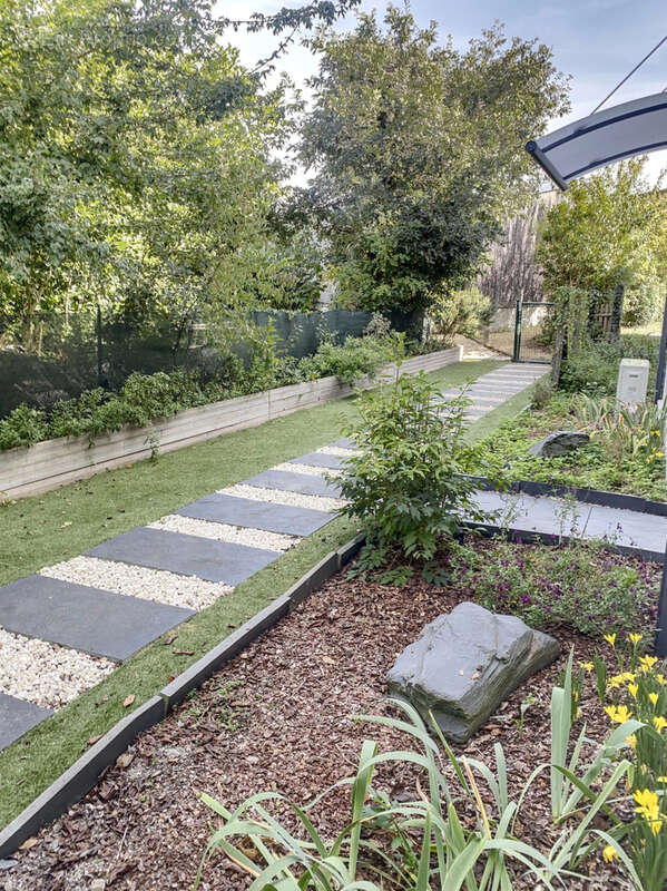 Maison à SAINT-LEGER-DES-BOIS