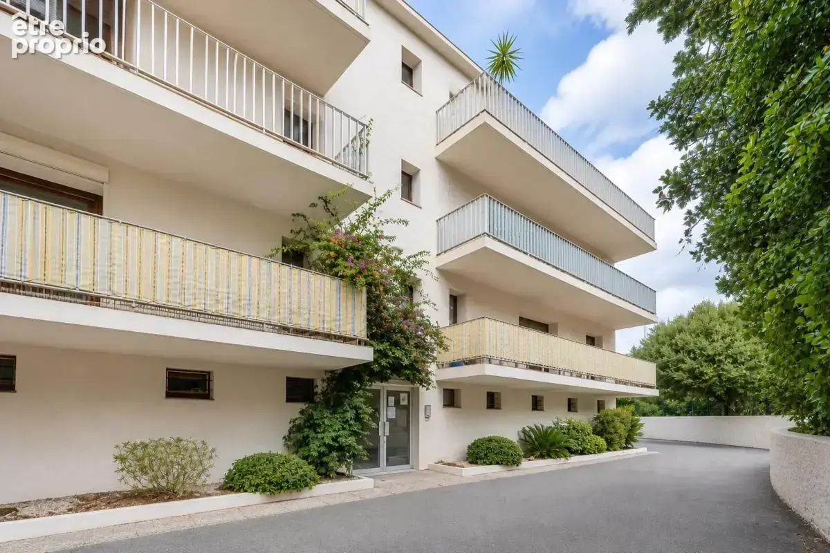 Cavalaire-sur-Mer - Appartement T2 42m2 avec balcon et parking - photo 20