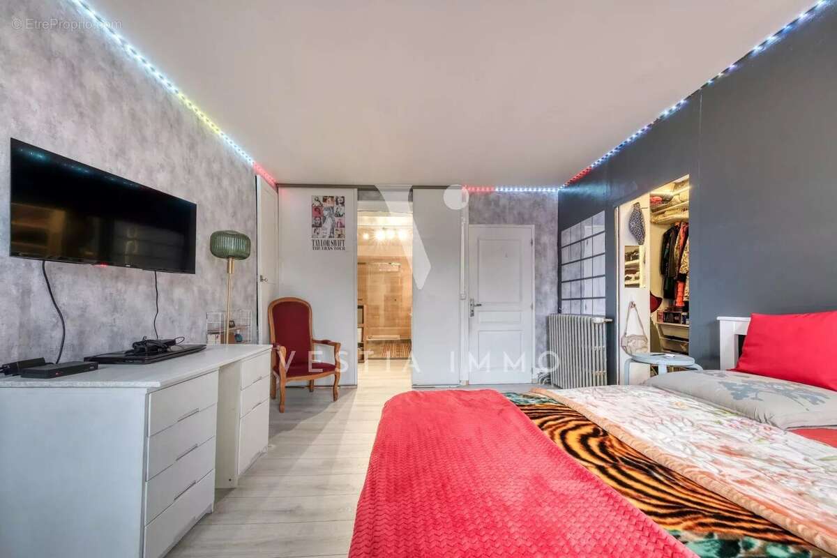 RAMBOUILLET 18 MN.  Maison de ville ancienne 198 m² 5ch - photo 11