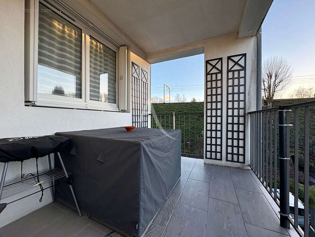 Appartement à BURES-SUR-YVETTE