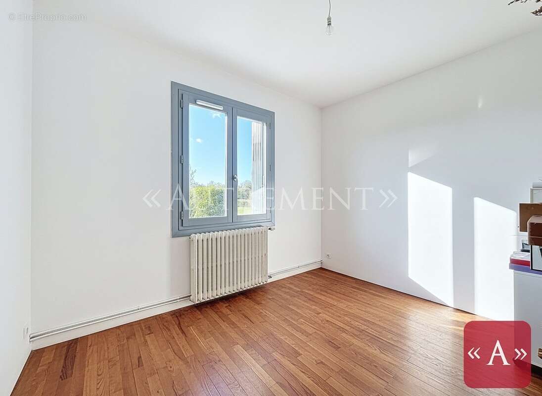 Maison à MONTASTRUC-LA-CONSEILLERE