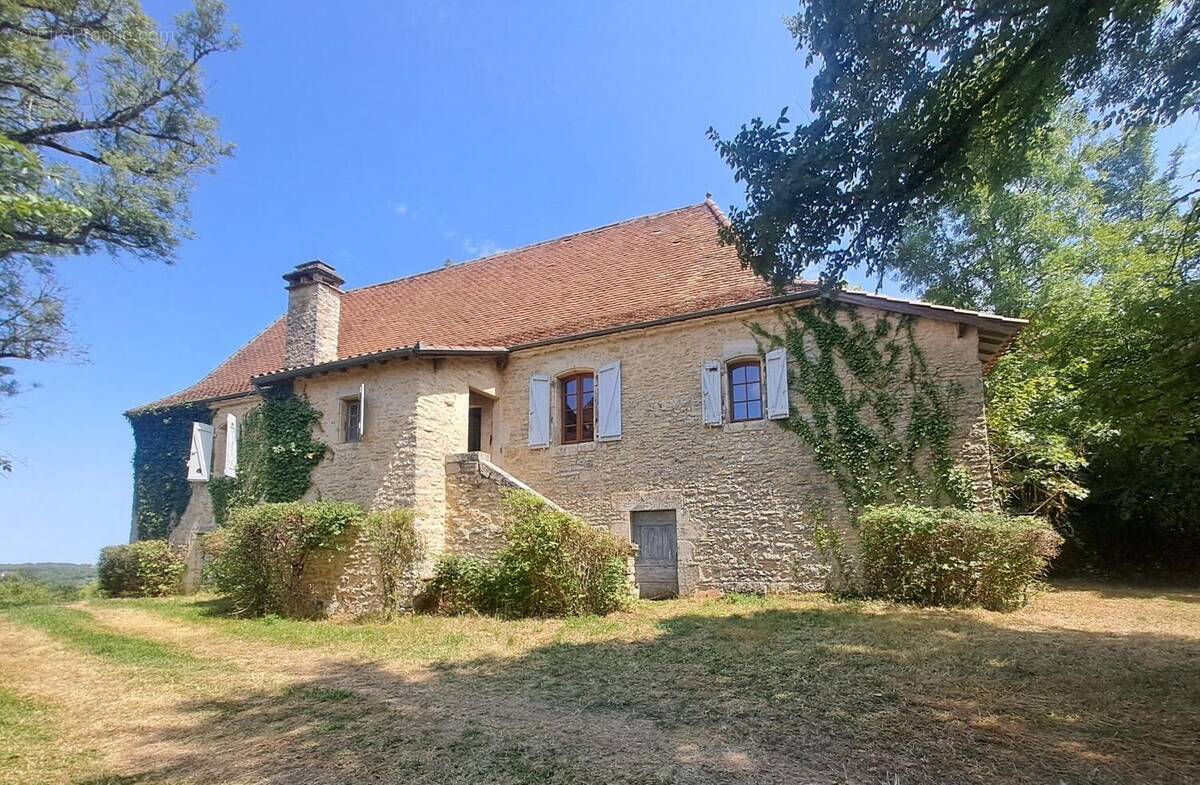 Photo 1 - Maison à SALVIAC