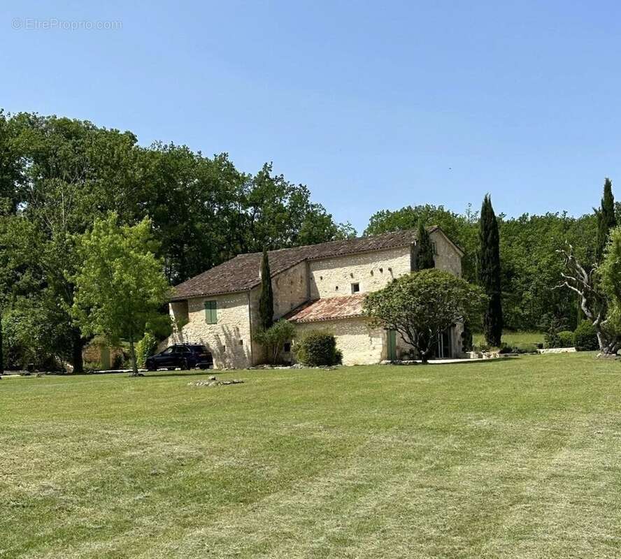 Maison à MONFLANQUIN