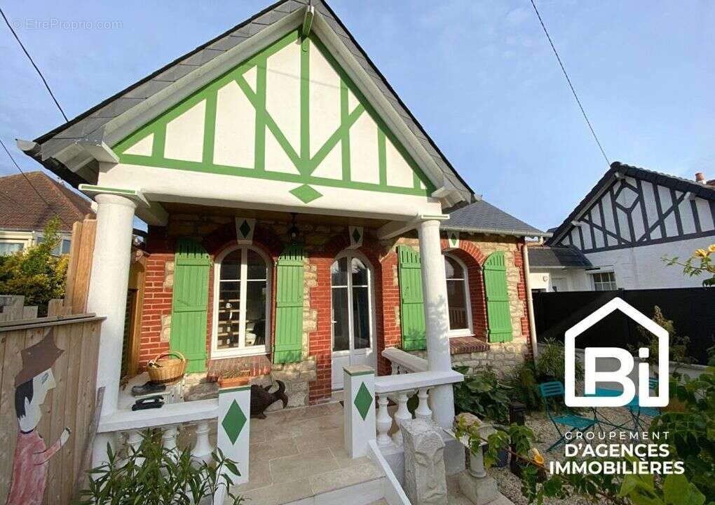 Maison à OUISTREHAM