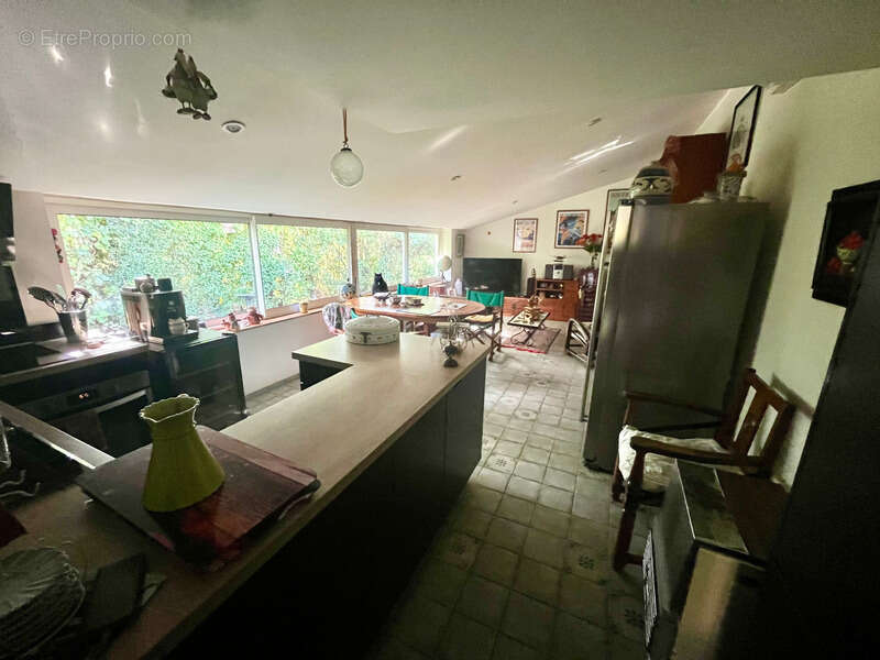 Maison à SAINTE-RADEGONDE-DES-NOYERS