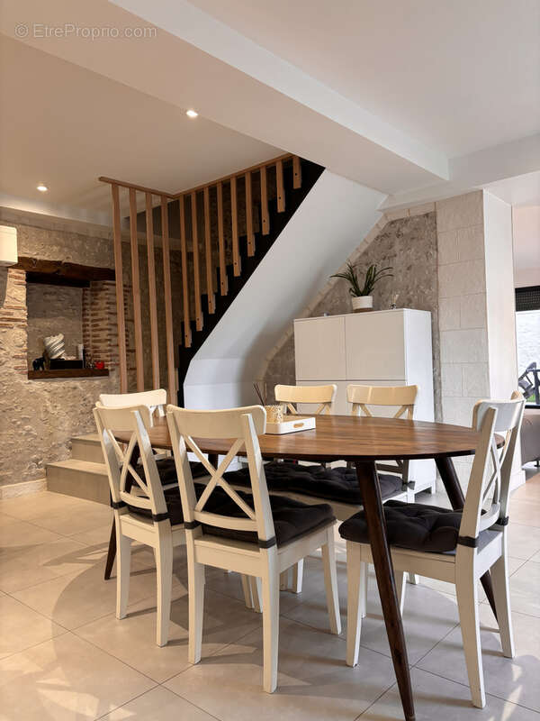 Maison à LA CHAPELLE-SAINT-MESMIN