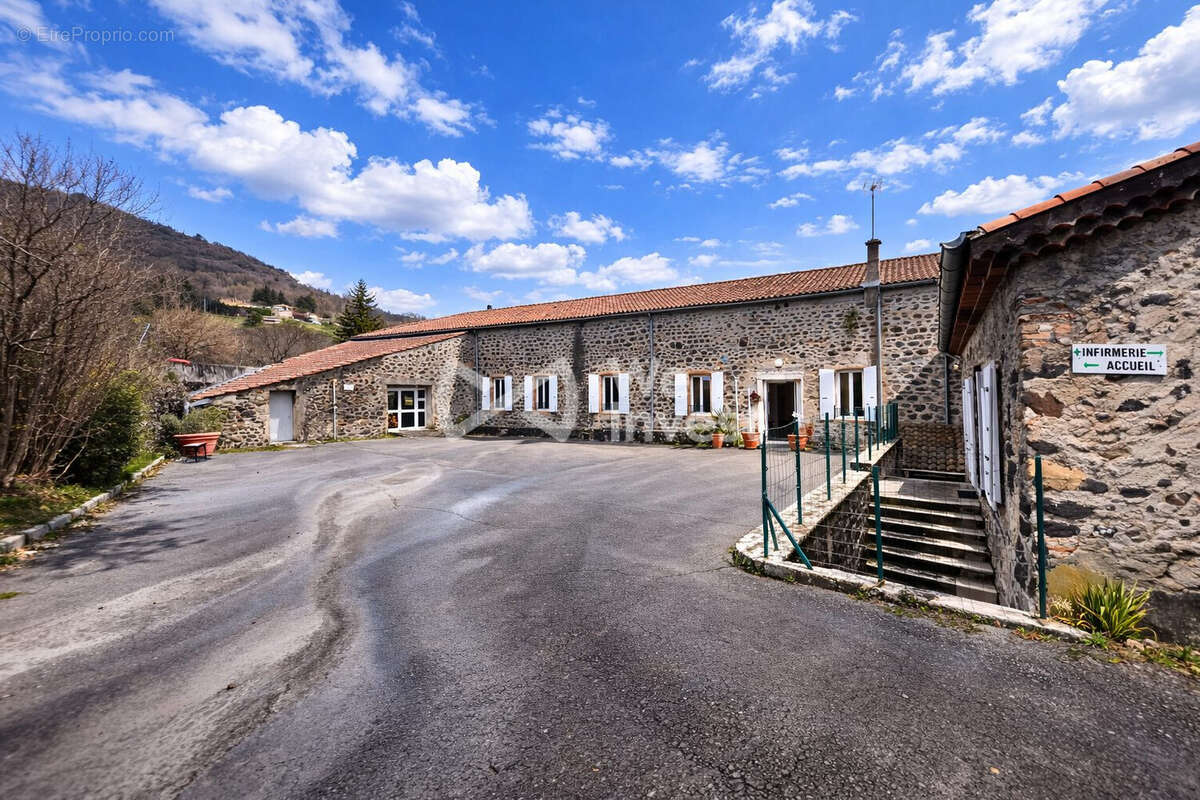 Appartement à DARBRES