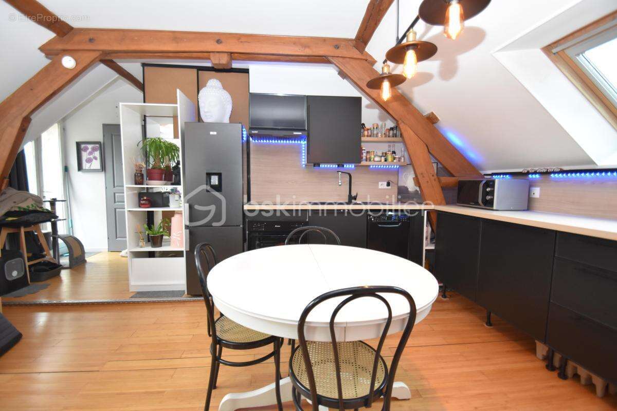 Appartement à AUNEAU