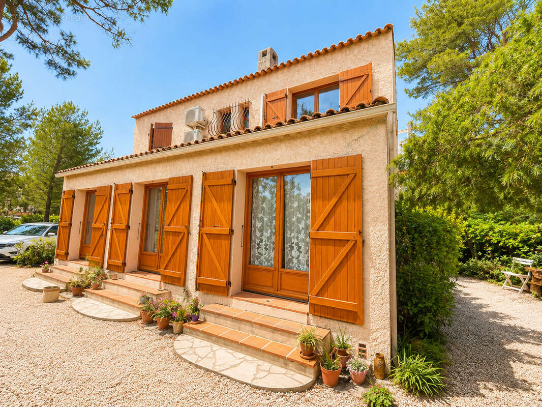 Maison à SAINT-MANDRIER-SUR-MER