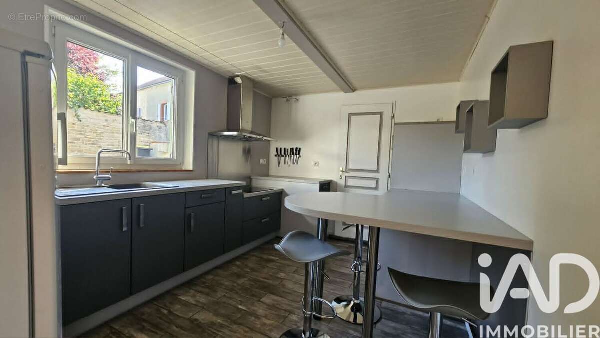 Photo 7 - Maison à COURCOME
