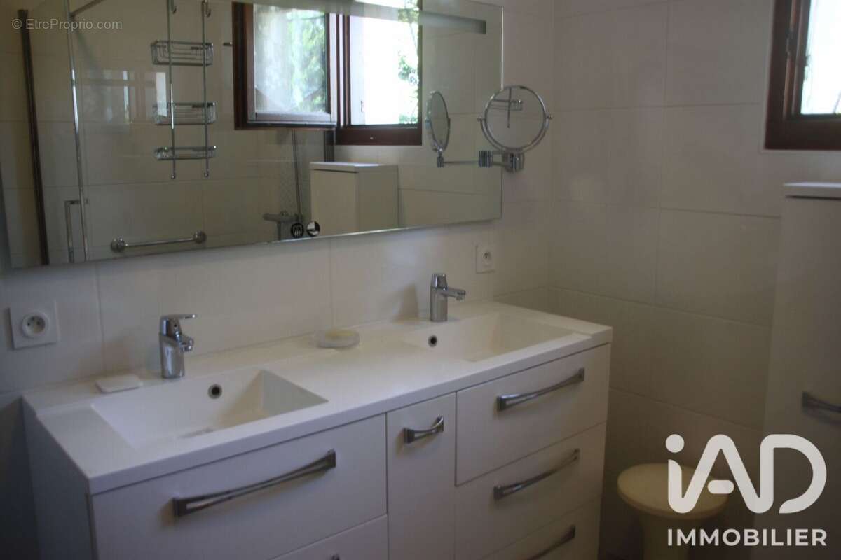 Maison 112 m² à Duras  - photo 7