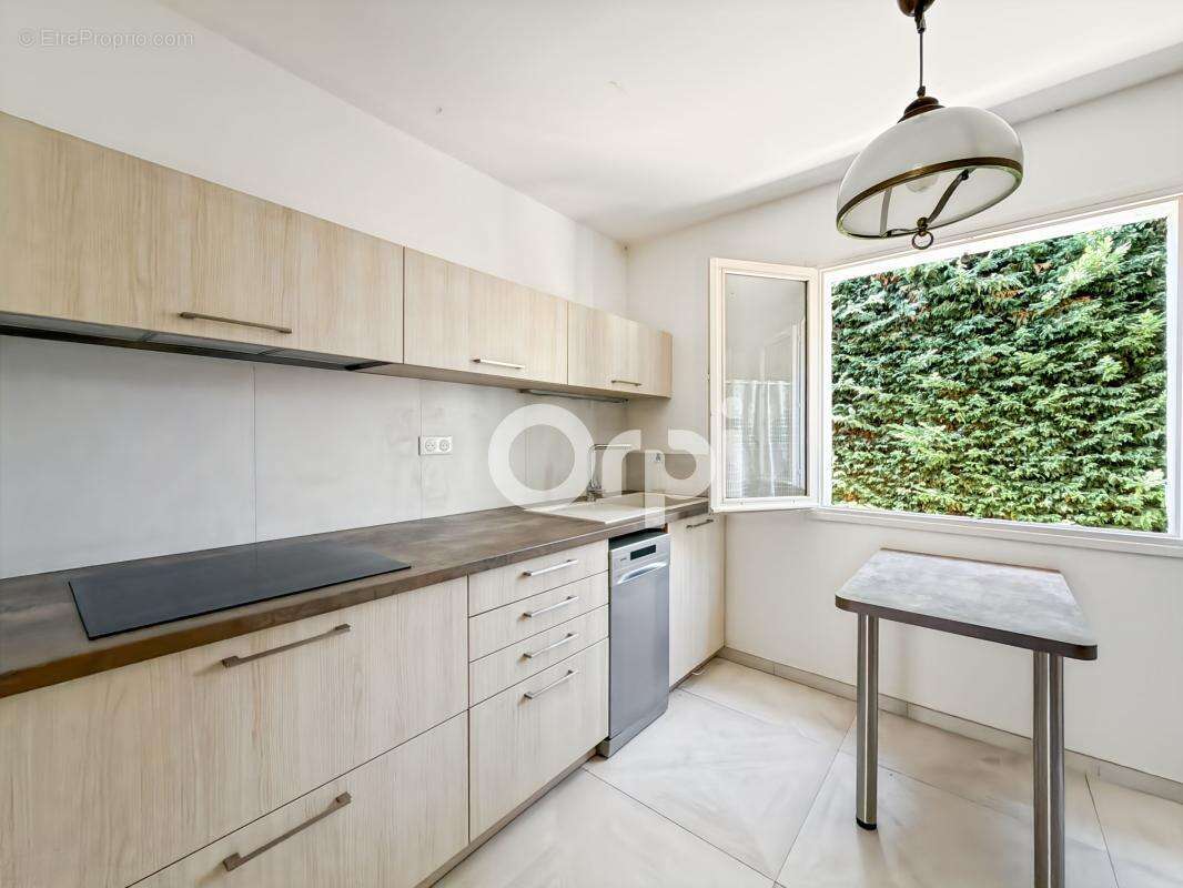 Maison individuelle avec fort potentiel à Roquefort-la-Bédoule - photo 13