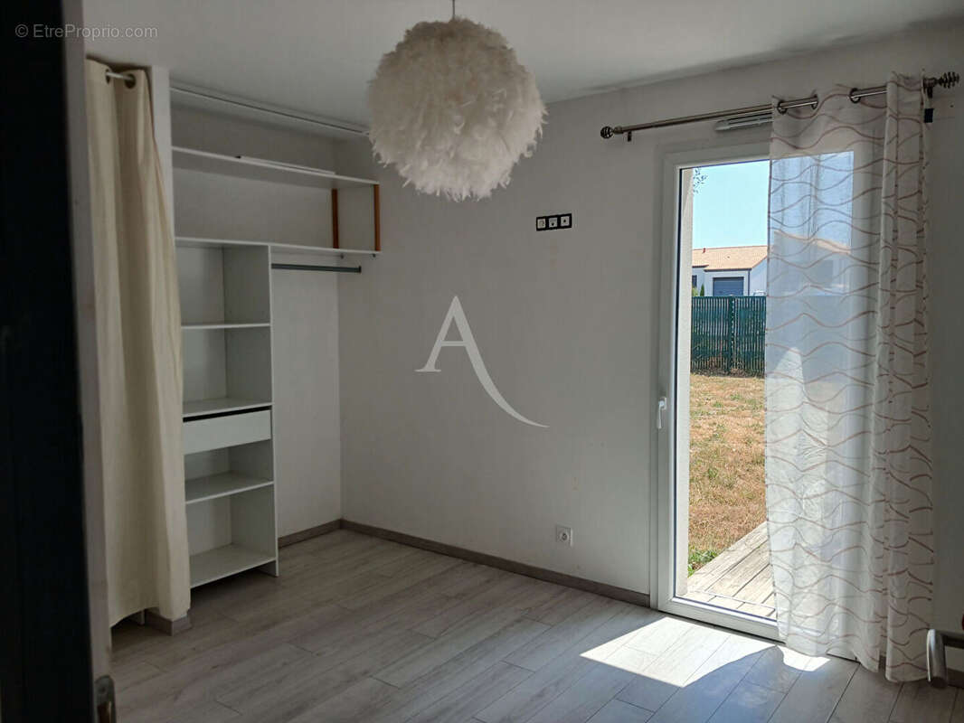 Maison à BEAUVOIR-SUR-MER