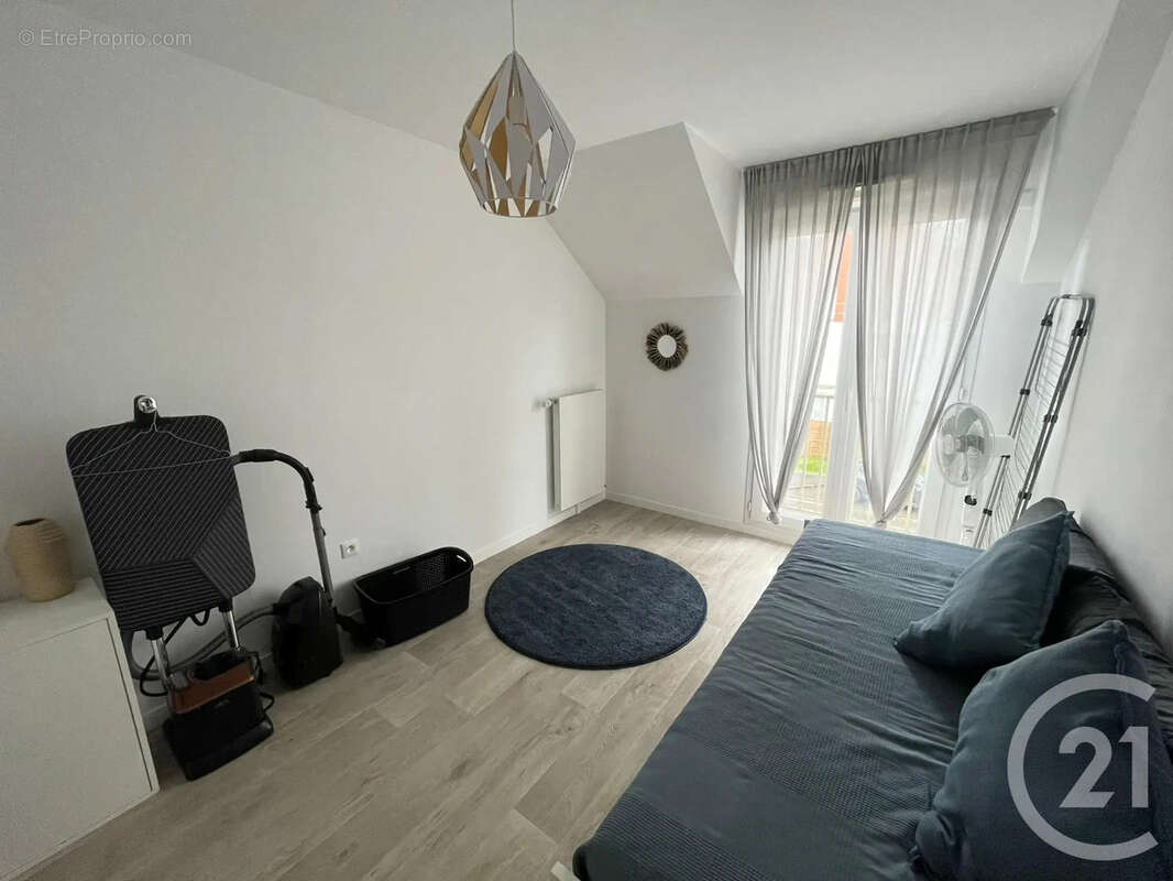 Appartement à MOUSSY-LE-VIEUX