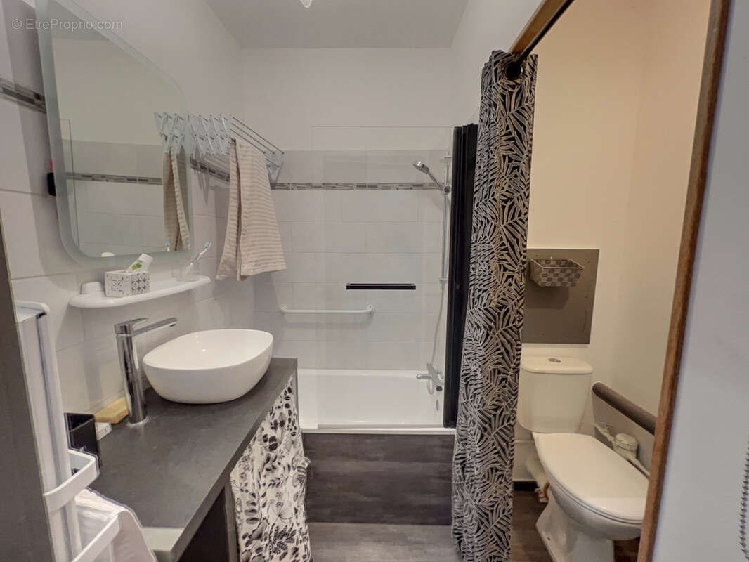 Appartement à AIGUEBELETTE-LE-LAC