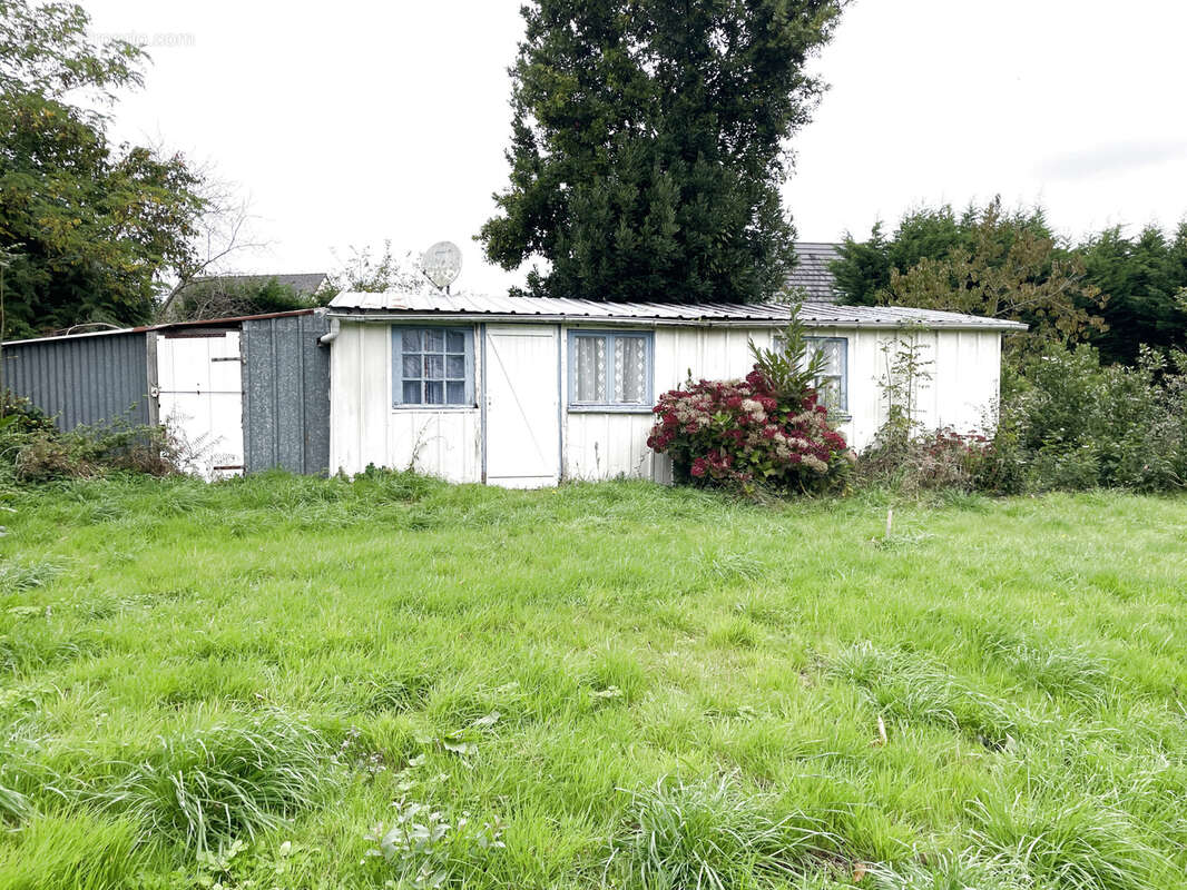 Terrain à QUETTREVILLE-SUR-SIENNE